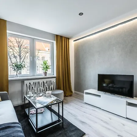 Theatre Apartment - Apartament Przy Rynku W Glogowie Exterior photo