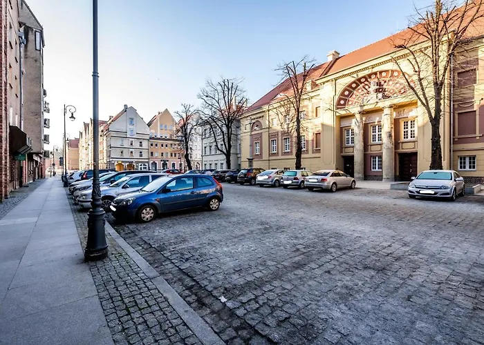 Theatre Apartment - Apartament Przy Rynku W Glogowie